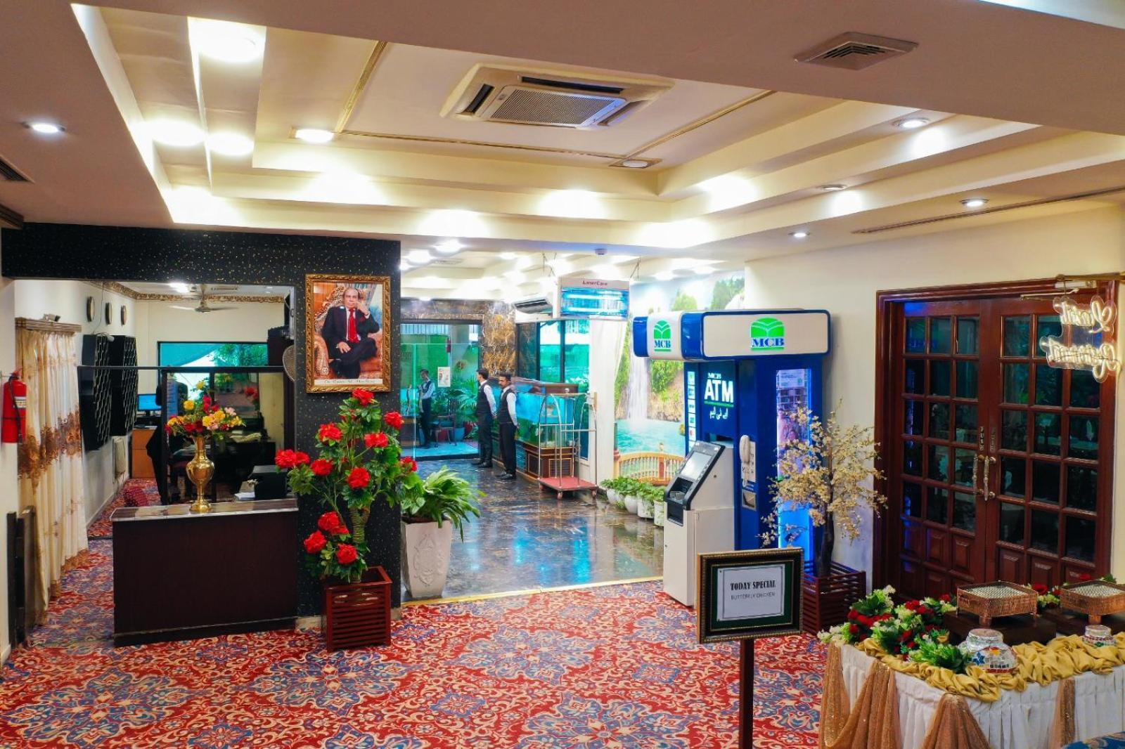 Indus Hotel Hyderabad Exterior foto
